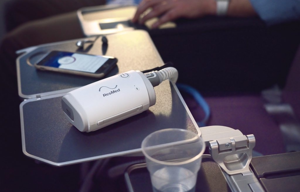 Why is the ResMed AirMini CPAP machine better than its competitors?