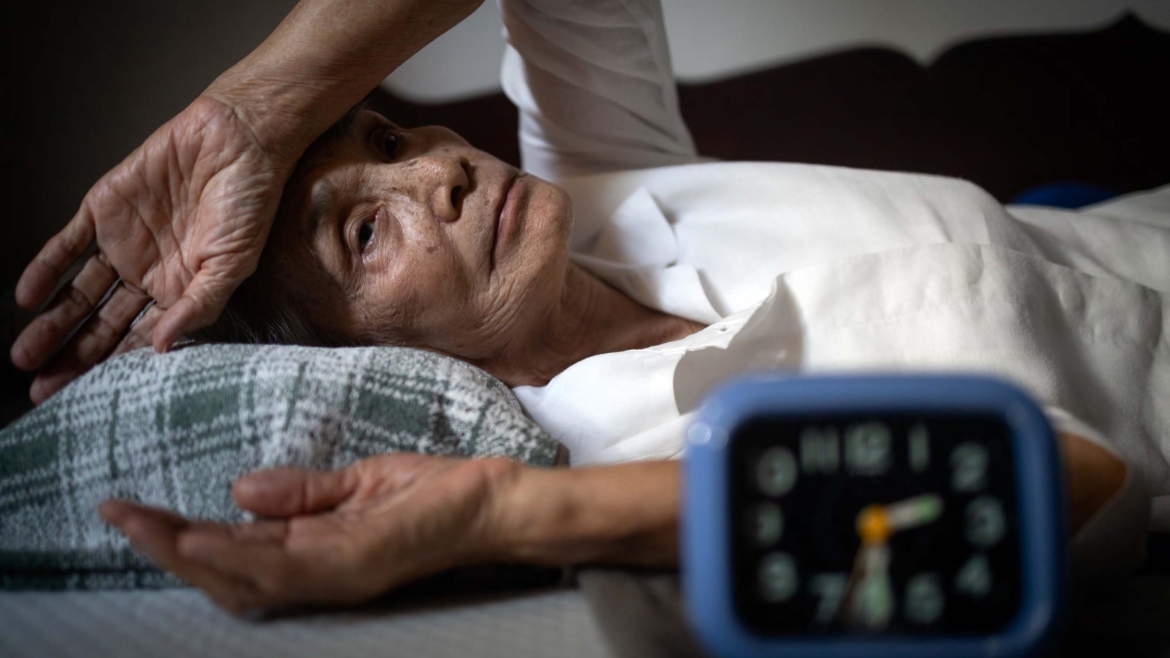 Preparing for Daylight-Saving Time: Adjusting Sleep Patterns for Seniors
